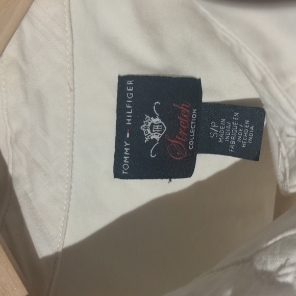 Tommy Hilfiger - white Basic Button-Up - Picture 2 of 3